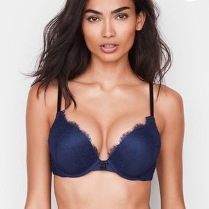 Victoria’s Secret Bombshell bra